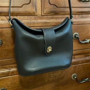 Vintage Coach Bucket Bag/Purse in Navy Leather with Brass Harware